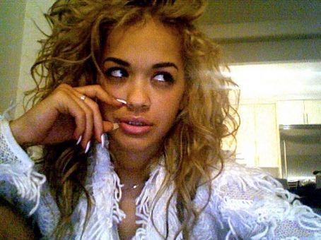 /img/uploads/clips/0-1333958602-rita_ora.jpg